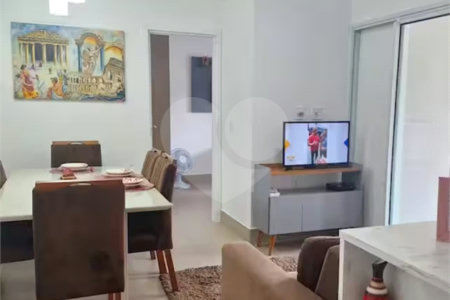 Apartamento com uma suíte para locação ao lado do Shopping Metrô Tatuapé. SP