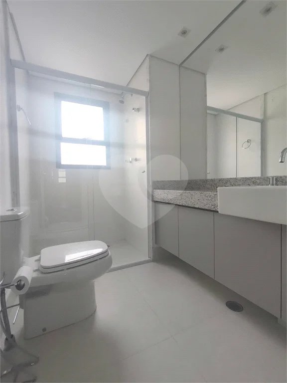 Belíssimo apartamento com 163m², 3 suítes e 2 vagas para locação na Chácara Klabin!