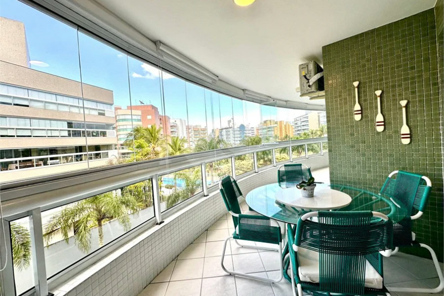 Apartamento à venda com 2 suítes em Riviera de São Lourenço, Bertioga, SP