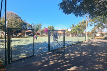 Terreno à venda no Parque Fehr – Segurança, qualidade de vida e natureza em perfeita harmonia!