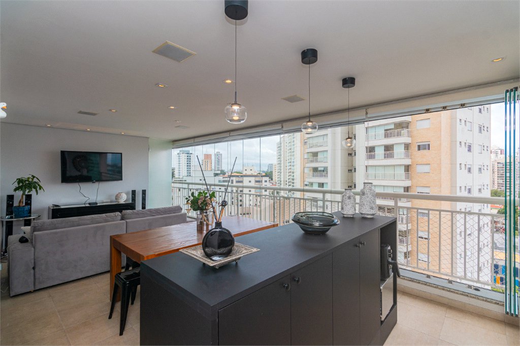 Apartamento à venda com 3 suítes em Vila Mascote, São Paulo, SP