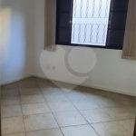 Casa térrea disponível para venda ou locação no cidade jardim