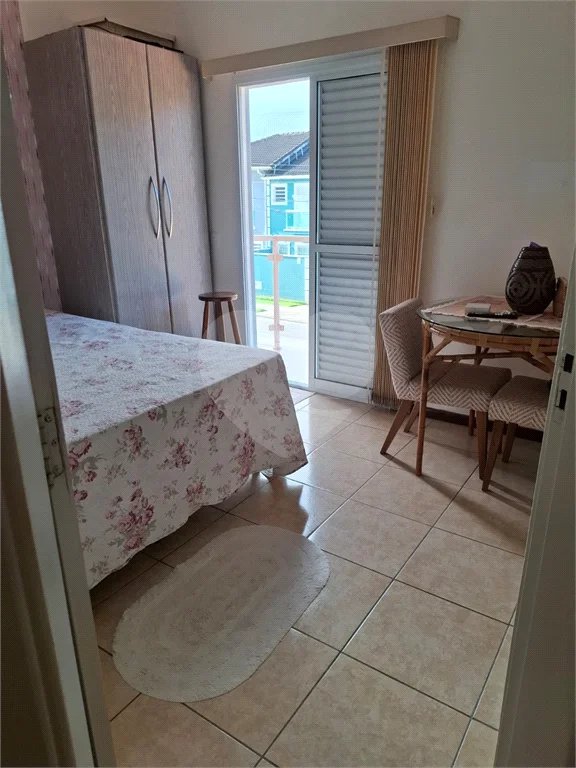 Apartamento à venda com 2 suítes no Centro, Bertioga, SP