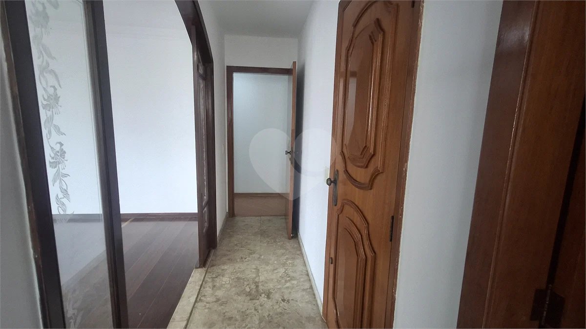 Apartamento para alugar com 4 quartos, sendo 3 suítes,  em Brooklin, São Paulo, SP