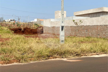 Terreno à Venda no Bairro Salto do Monjolinho
