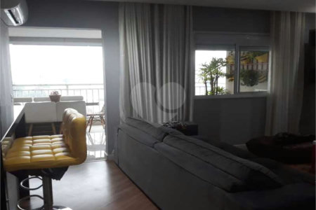 Apartamento à venda, localizado no bairro do Ipiranga, com 94m².