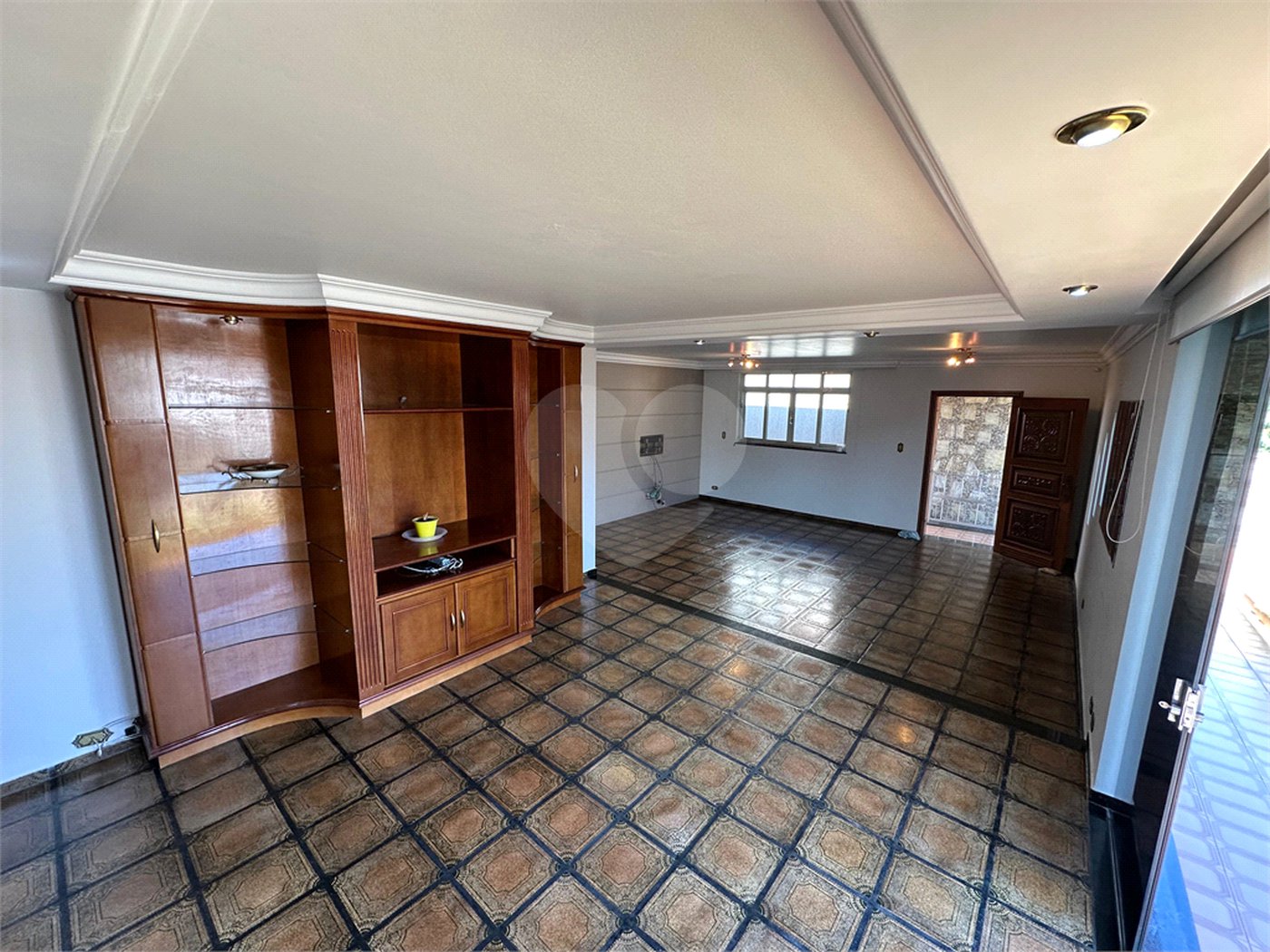 Casa à Venda no Bosque da Saúde com 271m², 3 Dormitórios, 1 Suíte e 4 Vagas