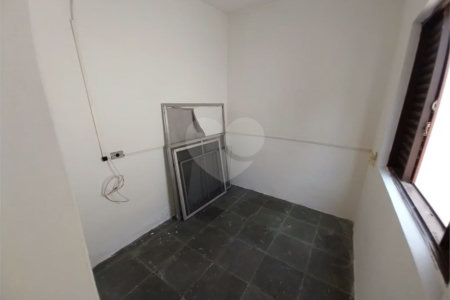 Casa à venda com 3 quartos em Vila Bossi, Louveira, SP