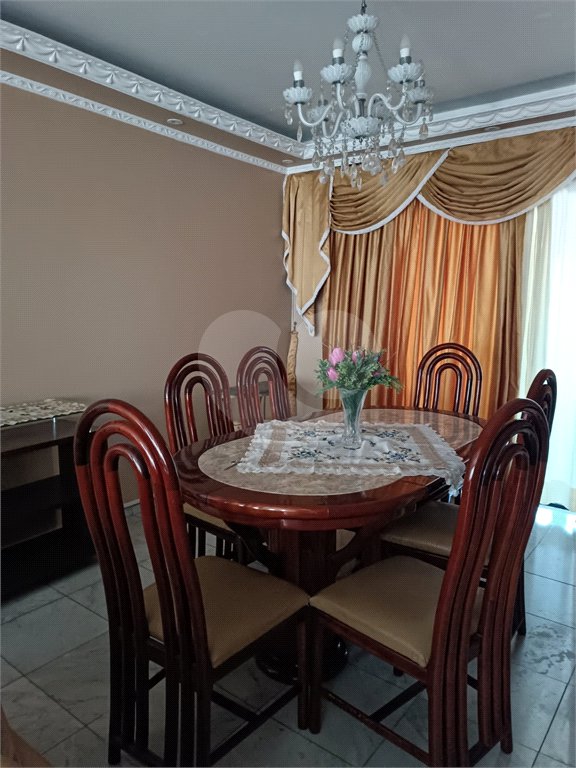 Sobrado com 4 Quartos e 4 banheiros à Venda -337 m² por R$ 850.,000 -- Jardim Vivan,-Jaraguá, São Paulo - SP