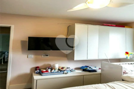 Apartamento á venda na Luz