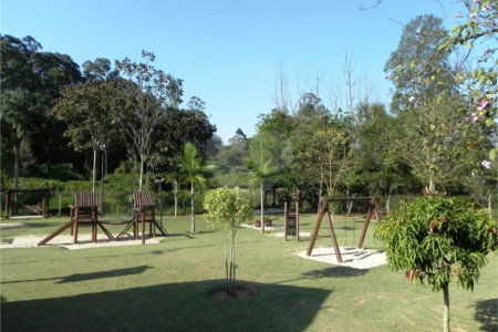Casa á venda – Granja Viana
