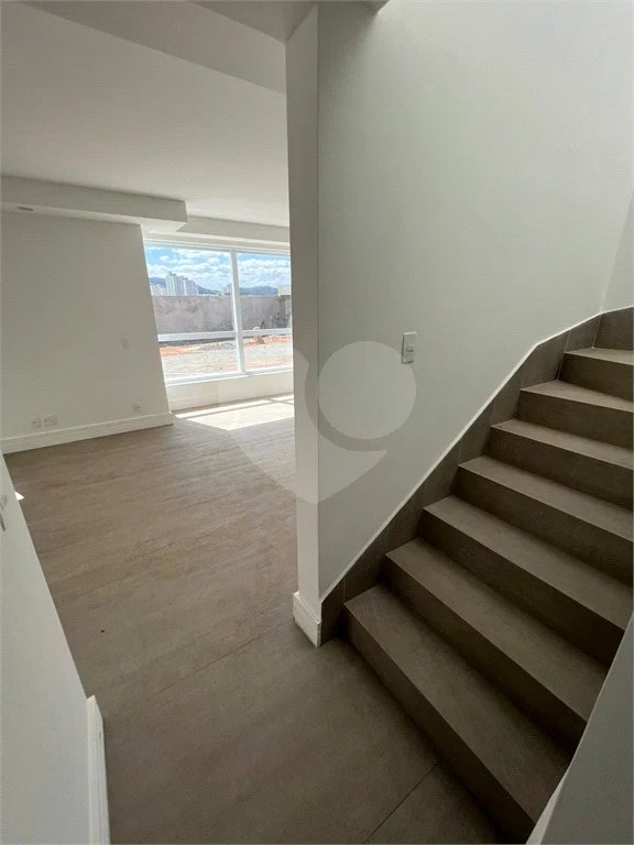Residencial Tremembe Casa Linda - 255 mts - 04 dormit sendo 02 suites , 5 wcs - 04 vagas