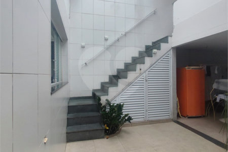 Excelente imóvel para locação comercial com 220m² e vaga no Anália Franco !!