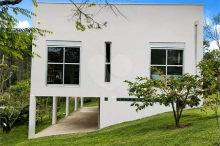 Chácara com 1.504 m² à venda em Guararema - SP