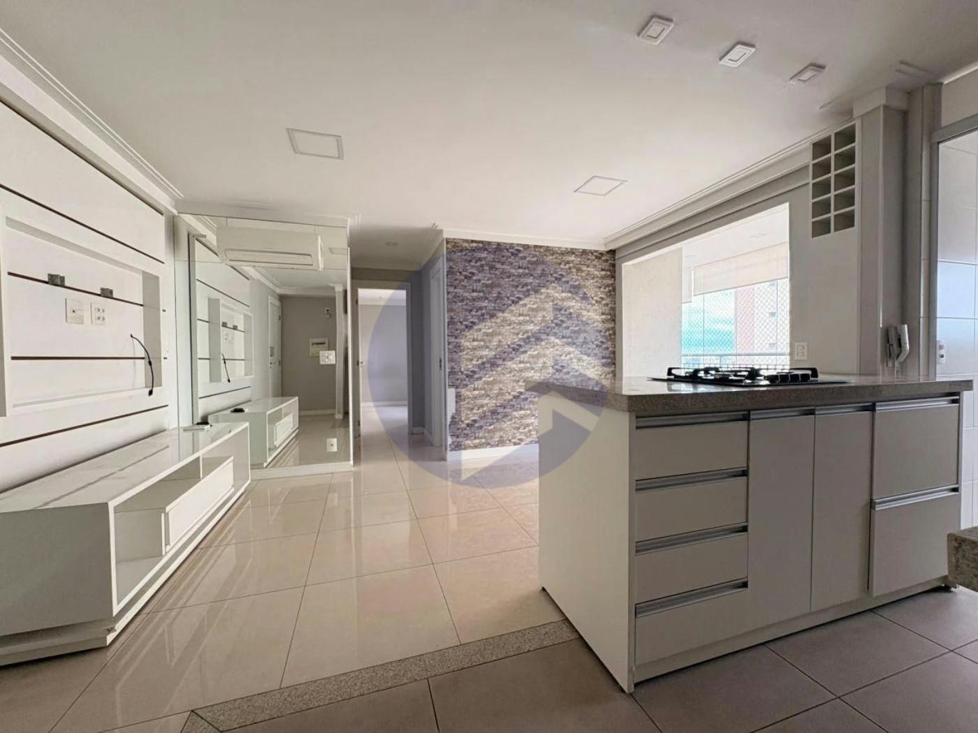 Apartamento à venda com 2 quartos em Jardim Esmeralda, São Paulo - SP