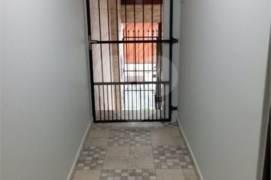 Sobrado com 3 dormitórios na Vila Ede