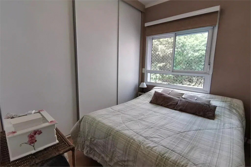 Apartamento à venda com 3 quartos, sendo 1 suíte, em Morumbi, São Paulo, SP