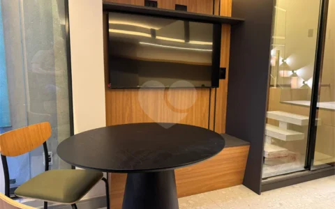 Locação - 1 dormitório com 34 m² – Brooklin, pertinho do metrô Pacote: R$ 5.000,00 | Totalmente mobiliado