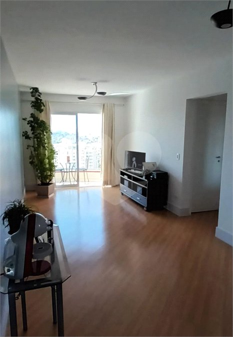 Apartamento na Vila Mascote | 1 dormitório | 1 vaga | Varanda