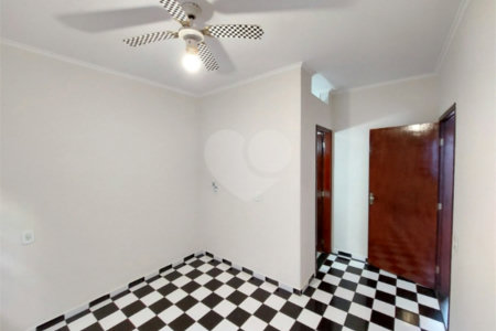 Casa térrea venda ou locação no bairro Chácara Parque Club