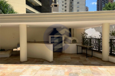 Apartamento à venda ou para alugar com 3 quartos, sendo 3 suítes, em Morumbi, São Paulo - SP