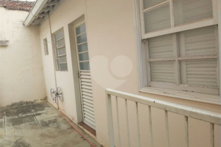 Casa térrea a venda no centro de São Carlos com 3 quartos