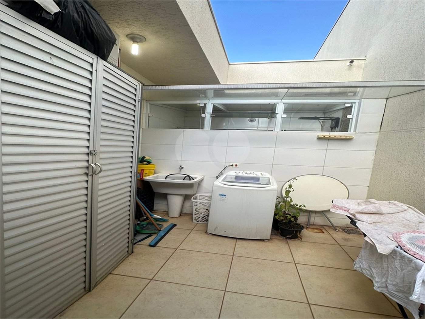 Casa térrea 2 quartos 1 suíte e piscina. Jardim Embaré