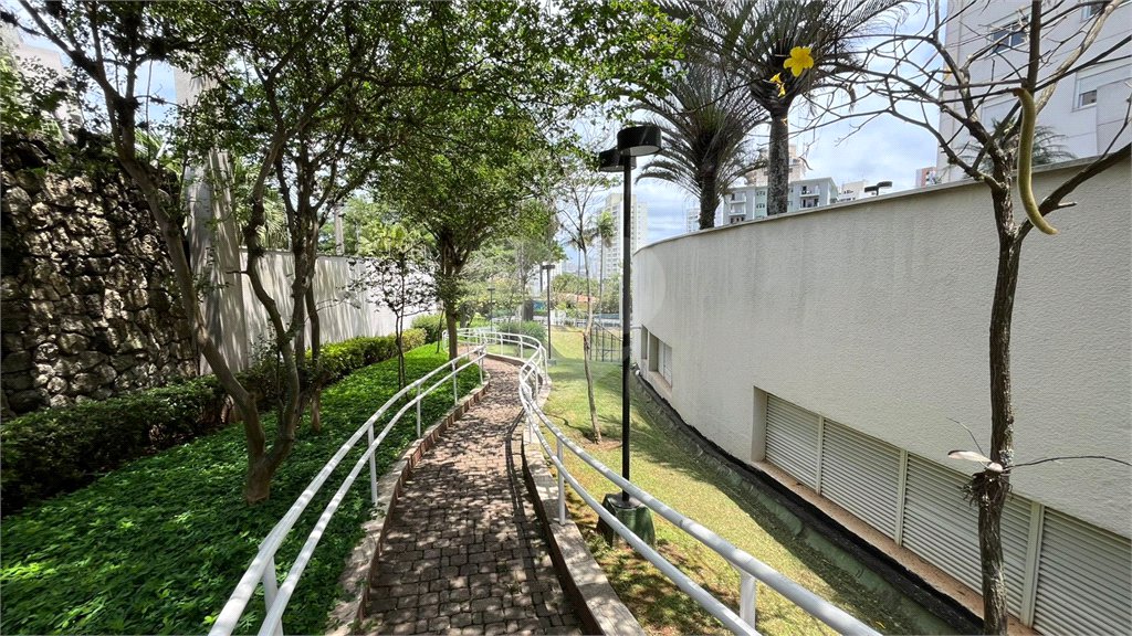 Apartamento à venda com 4 quartos, sendo 3 suítes, em Vila Andrade, São Paulo, SP