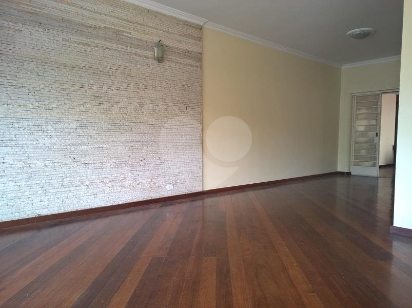 Sobrado à venda com 3 quartos, sendo 1 suíte,  em Planalto Paulista, São Paulo, SP
