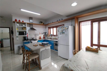 Casa à venda ou para alugar com 3 suítes em Jardim Itália, Itapetininga, SP