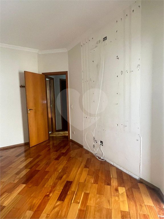 Casa à venda com 3 quartos, sendo 1 suíte,  no condomínio Palm Residence, Santo André - SP