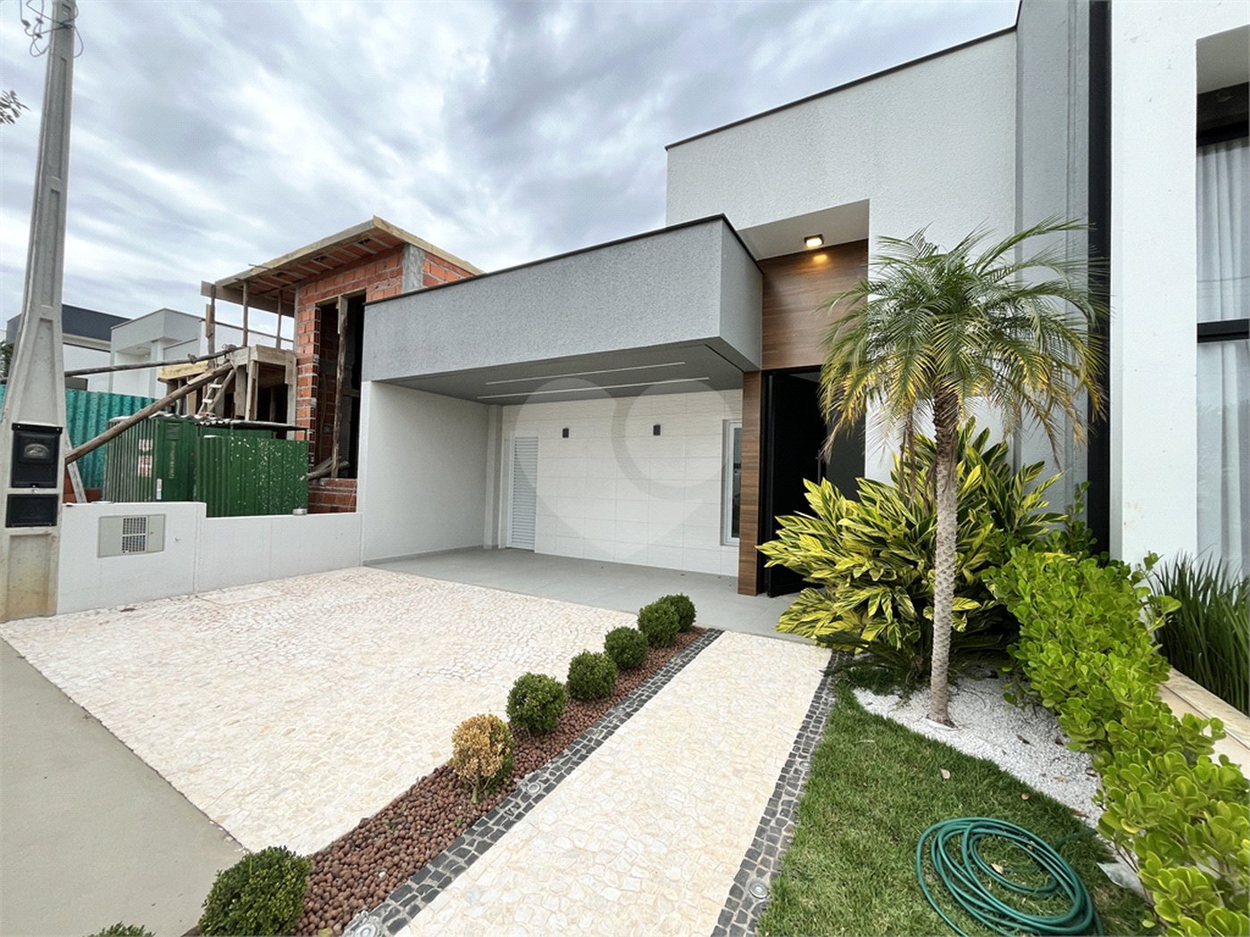 Casa à venda com 3 quartos, sendo 1 suíte,  no condomínio Reserva Ipanema I, Sorocaba - SP