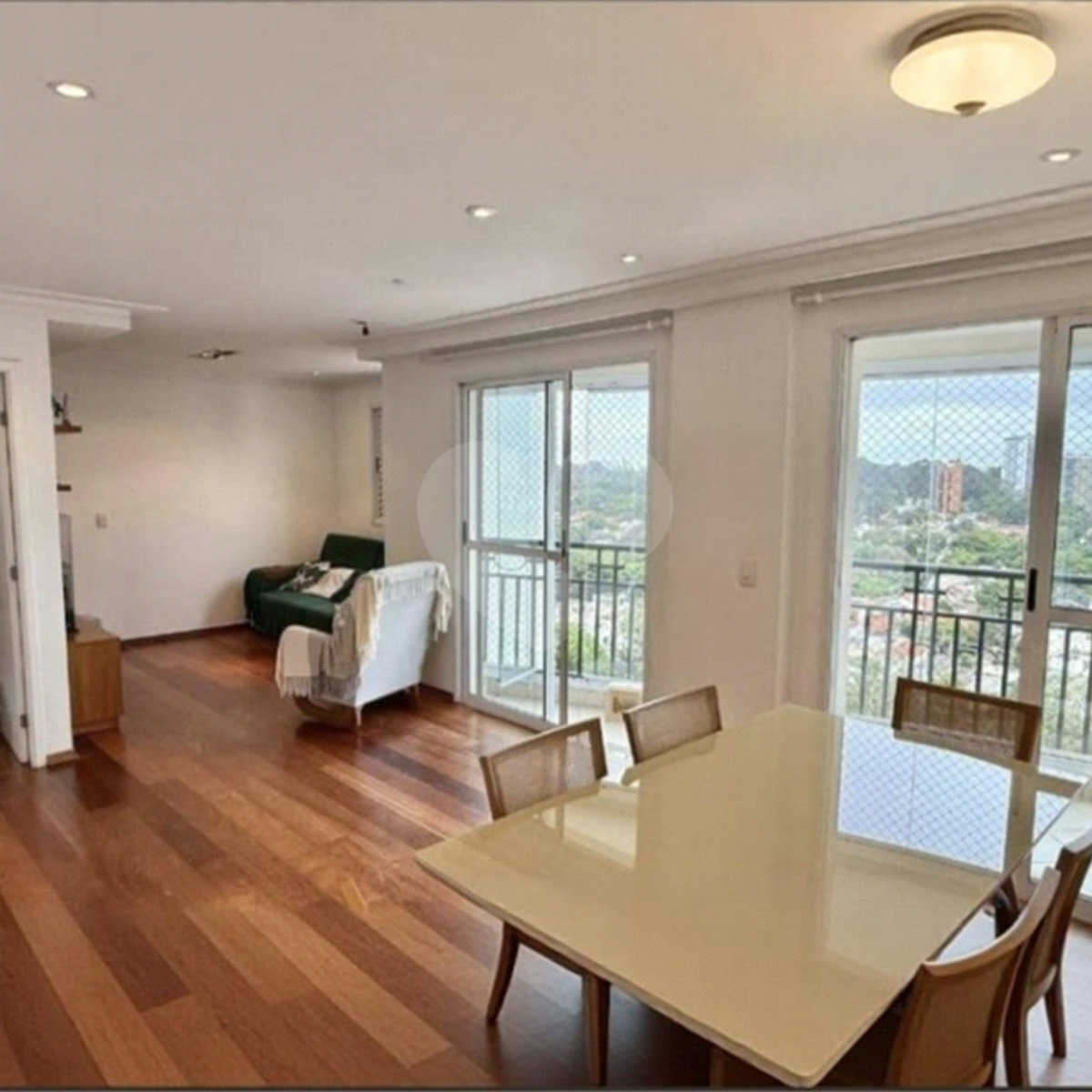 Apartamento à venda com 3 quartos, sendo 1 suíte, em Alto da Boa Vista, São Paulo, SP