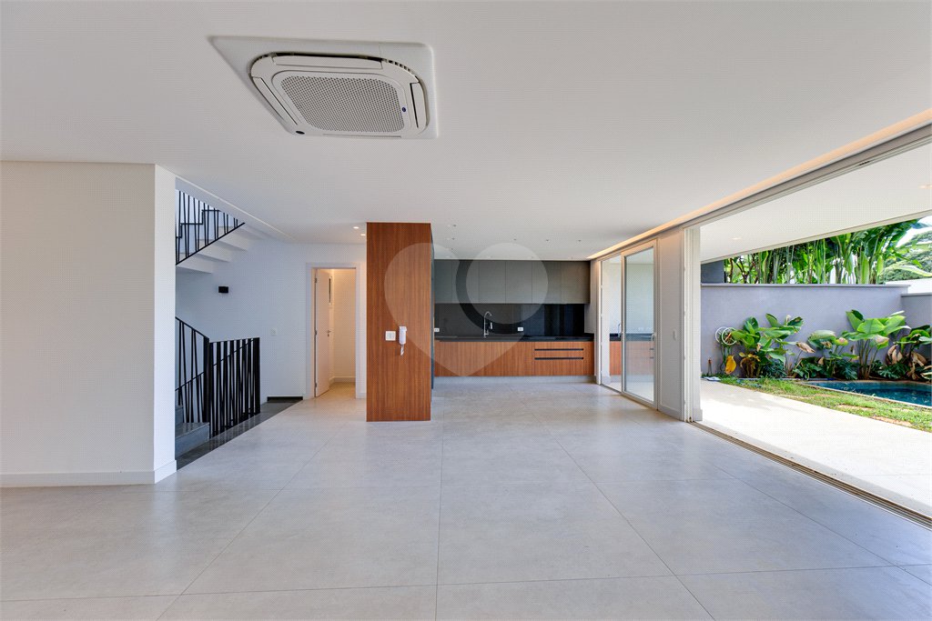 Casa à venda com 4 suítes no condomínio Jamestown, São Paulo - SP