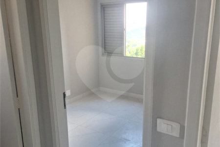 Apartamento à venda com 2 quartos em Jardim Iracema, São Paulo, SP
