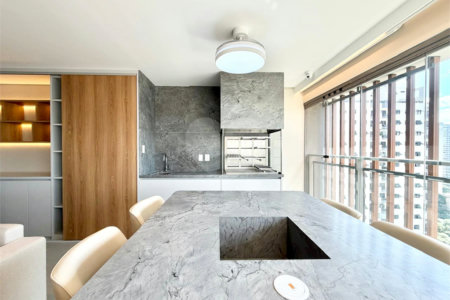 Apartamento à venda com 3 suítes em Campo Belo, São Paulo, SP