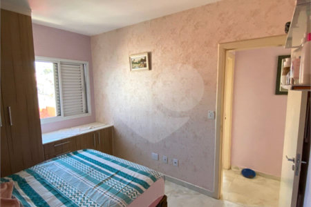 Apartamento à venda com 3 quartos, sendo 1 suíte, em Vila Rubens, Mogi das Cruzes, SP