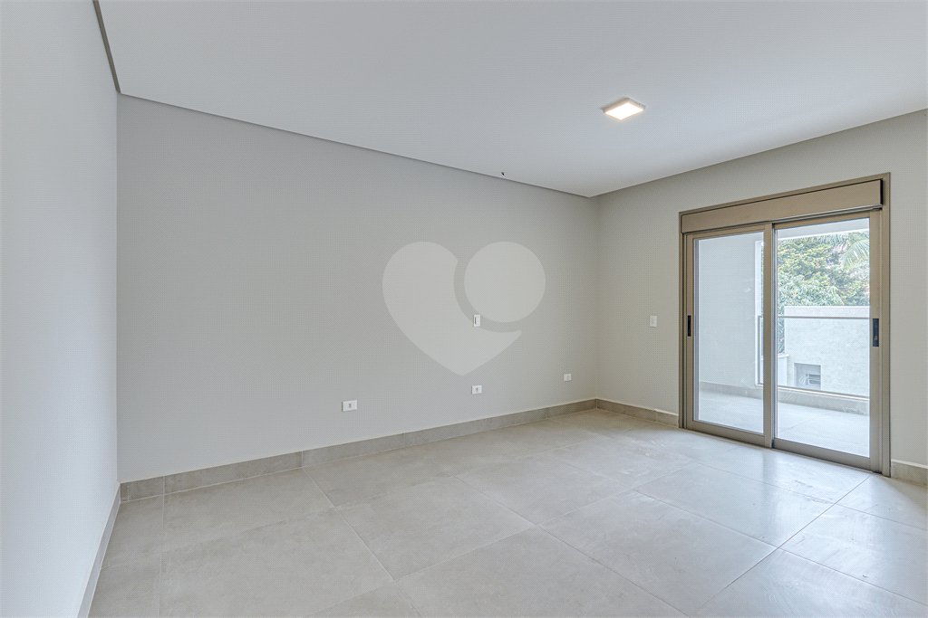 Casa à venda com 4 suítes no condomínio Carmen, São Paulo - SP