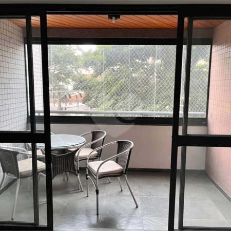 Apartamento à venda ou para alugar com 3 quartos, sendo 1 suíte,  em Vila Pompéia, São Paulo, SP