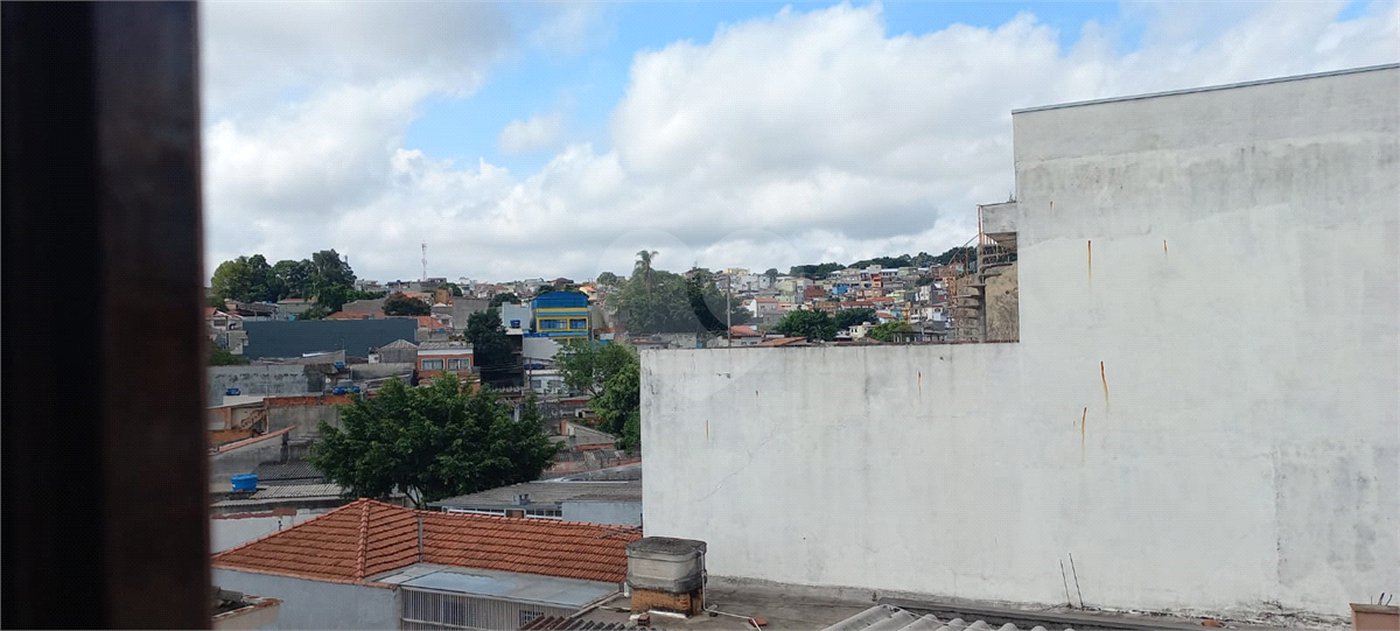 Sobrado à venda com 3 quartos, sendo 1 suíte, em Vila Ema, São Paulo, SP
