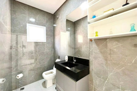 Sobrado à venda com 3 quartos, sendo 1 suíte,  em Residencial Jardim Nathália, Sorocaba, SP