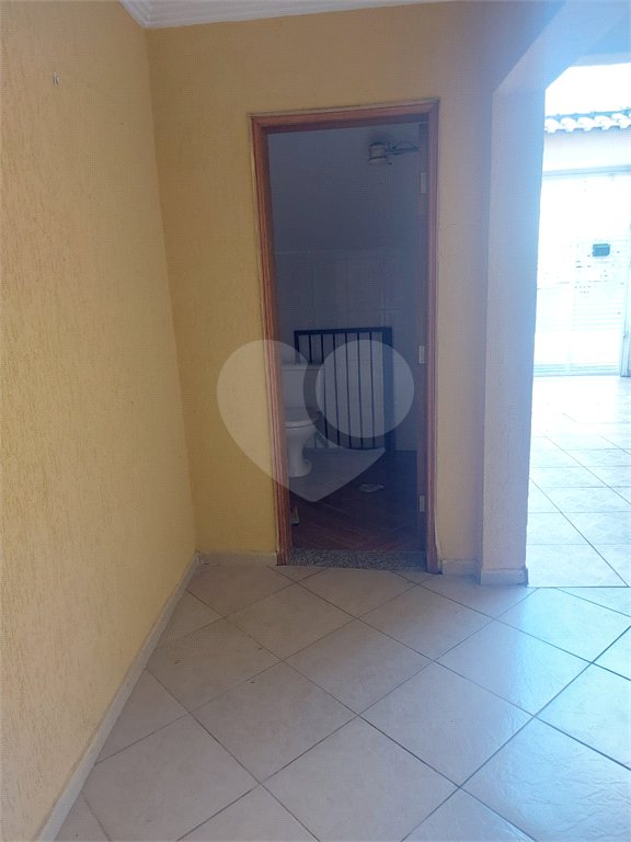 Sobrado à venda com 3 quartos, sendo 1 suíte, em Tremembé, São Paulo, SP