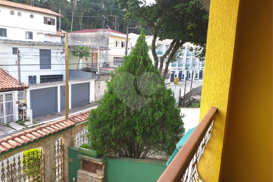 Sobrado à venda com 4 quartos, sendo 1 suíte, em Horto, São Paulo, SP