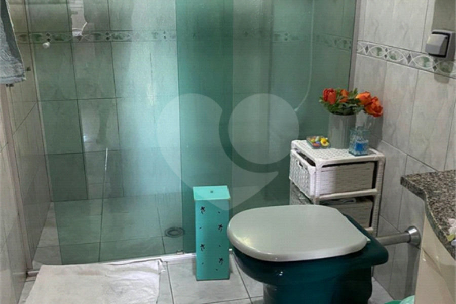Sobrado à venda com 3 quartos, sendo 1 suíte, em Vila Nova Cachoeirinha, São Paulo, SP