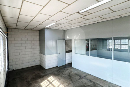 Salão para alugar em Iporanga, Sorocaba, SP