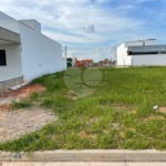 Terreno à venda no condomínio Horto Florestal Villagio, Sorocaba - SP