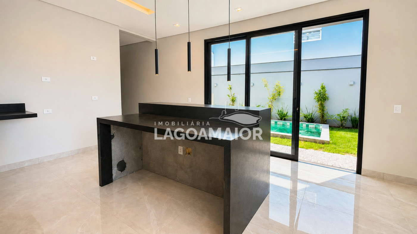 Casa à venda com 3 quartos no condomínio Residencial Costa Leste, Três Lagoas - MS
