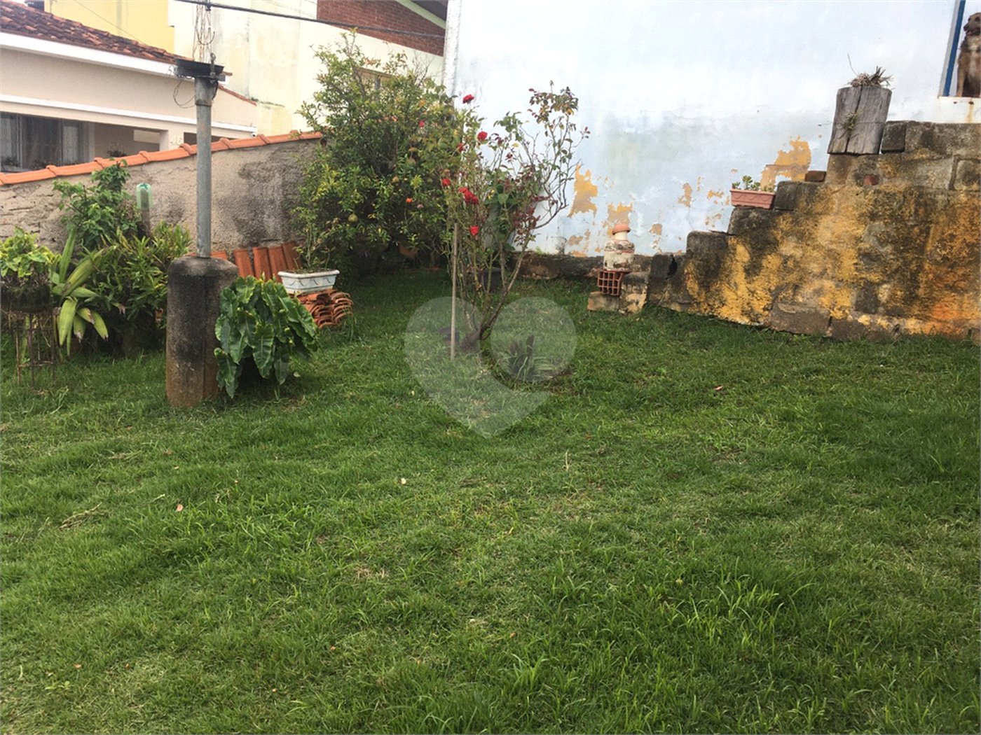 Casa à venda com 4 quartos, sendo 1 suíte, no Centro, Piracaia, SP