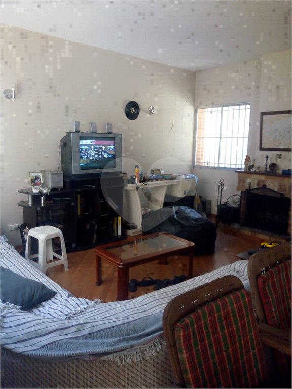 Casa Térrea à venda com 3 quartos, sendo 1 suíte,  em Jardim Prudência, São Paulo, SP