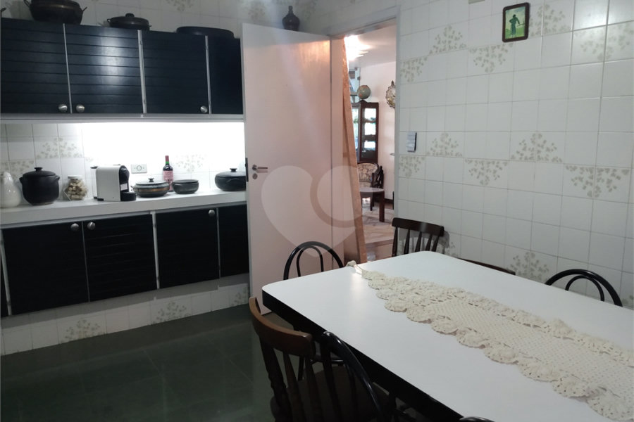 Casa à venda com 6 quartos, sendo 2 suítes, em Tremembé, São Paulo, SP